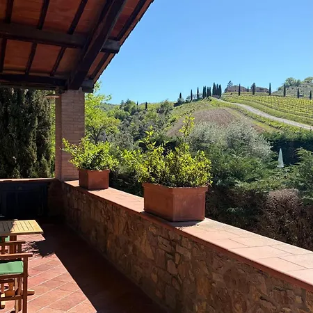 Alloggio per agriturismo Tenuta San Filippo *