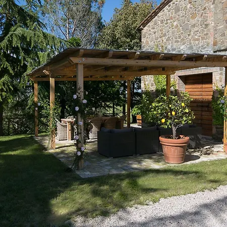 Alloggio per agriturismo Tenuta San Filippo *